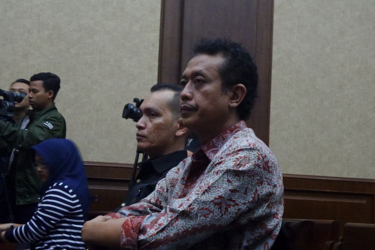 Pejabat Ditjen Pajak, Handang Soekarno, di Pengadilan Tipikor Jakarta, Rabu (21/6/2017).