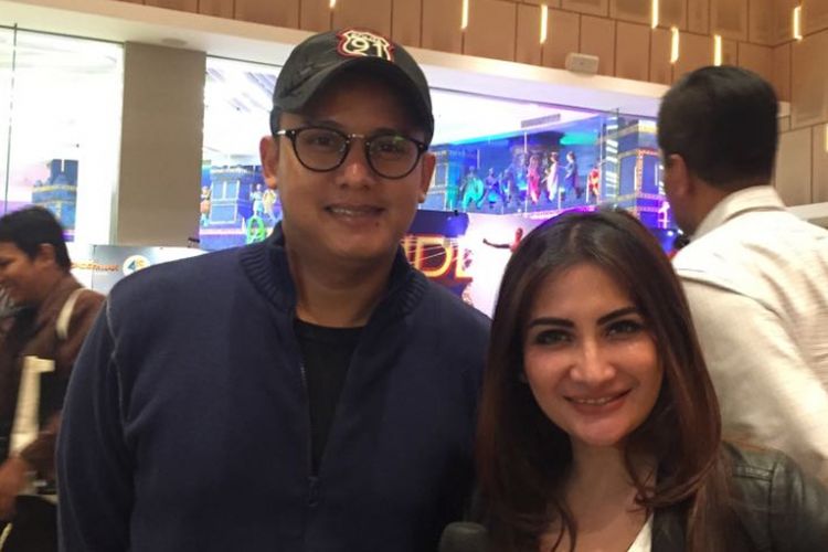 Natalie Sarah dan suaminya, Abdullah Rizal, menghadiri acara pemutaran perdana film Spider-Man: Homecoming untuk Indonesia di IMAX Gandaria City, Jakarta Selatan, pada Selasa (4/7/2017) malam.