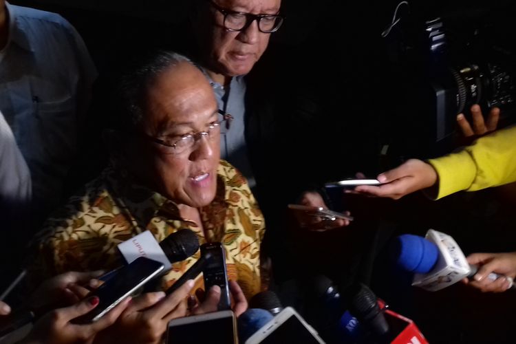 Ketua Dewan Pembina Partai Golkar Aburizal Bakrie ketika ditemui di Kantor DPP Partai Golkar, Jakarta, Selasa (27/3/2018). 