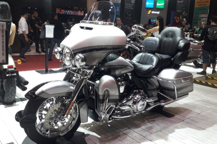 Harley Davidson CVO Limited yang dipamerkan pada gelaran GIIAS 2018.