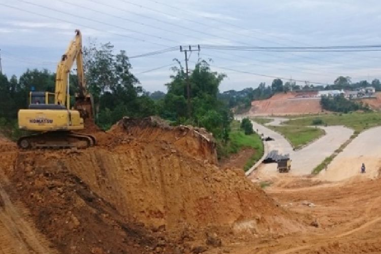 Pembangunan Jalan Tol Balikpapan-Samarinda.