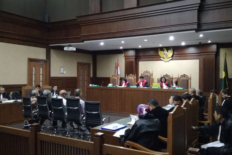Sidang lanjutan terdakwa Direktur Utama PT Grand Kartech Kenneth Sutardja di Pengadilan Tipikor Jakarta Senin (15/7/2019)