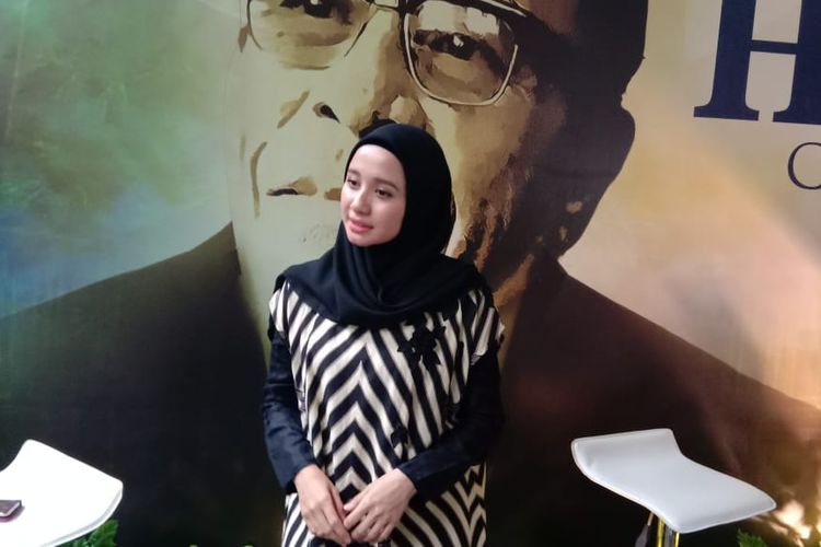 Laudya Cynthia Bella menghadiri jumpa pers film Buya Hamka di kantor Falcon Pictures, Duren Tiga, Jakarta Selatan, Senin (25/3/2019).