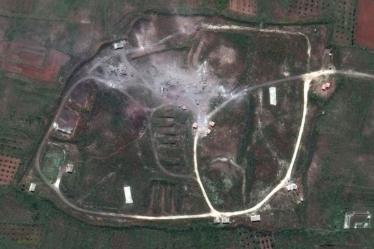 Foto satelit menunjukkan lokasi target sasaran serangan militer AS, Sabtu (15/4/2018). Tampak bagian yang diyakini hancur terkena misil AS.