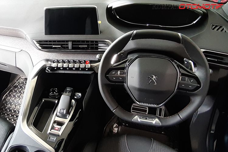 Interior Peugeot 5008