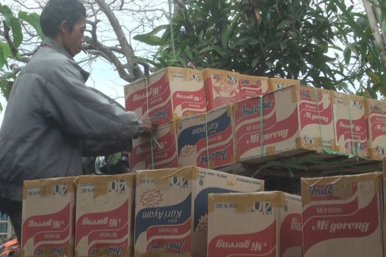 Dari Coba Coba Arwin Kini Suplai Jangkrik Hingga Provinsi Lain