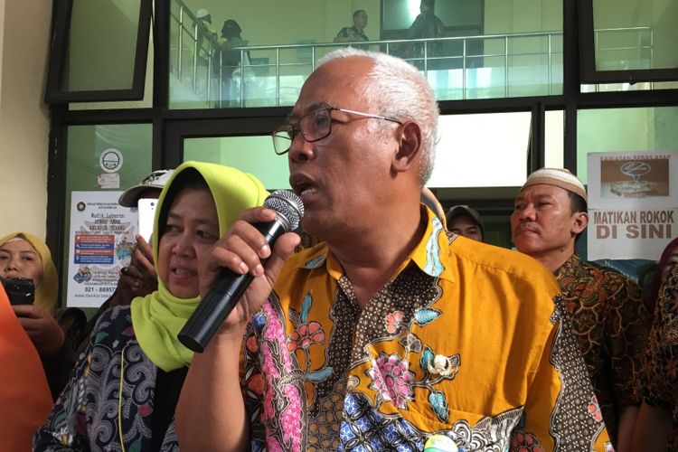 Kepala Dinas Pendidikan Kota Bekasi, Ali Fauzi saat ditemui di Dinas Pendidikan Kota Bekasi, Kamis (6/7/2017).