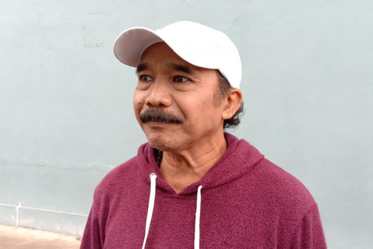 Opie Kumis berpose di Gedung Trans, Mampang Praparan, Jakarta Selatan, Selasa (22/1/2019).