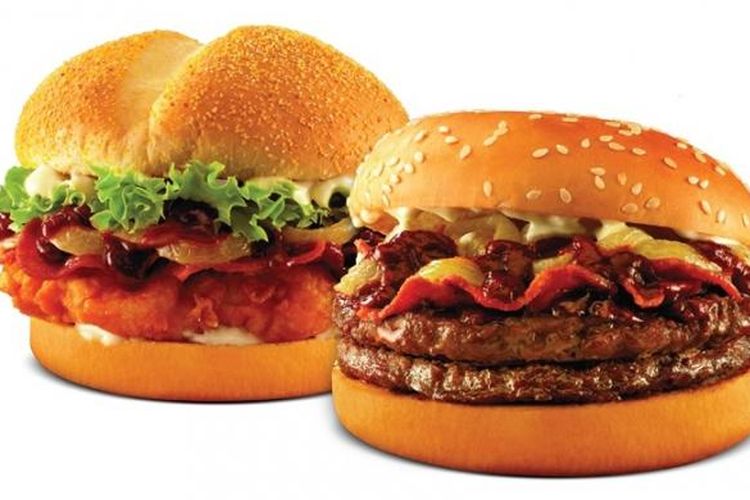 Tenderscrisp Rendang Deluxe (daging ayam) dan Doubles Rendang Deluxe (daging sapi) dari Burger King.