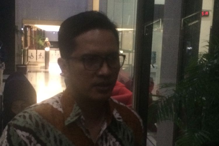 Jury Bicara KPK Febri Diansyah saat memberi keterangan di Gedung KPK, Jakarta, Jumat (11/5/2018)