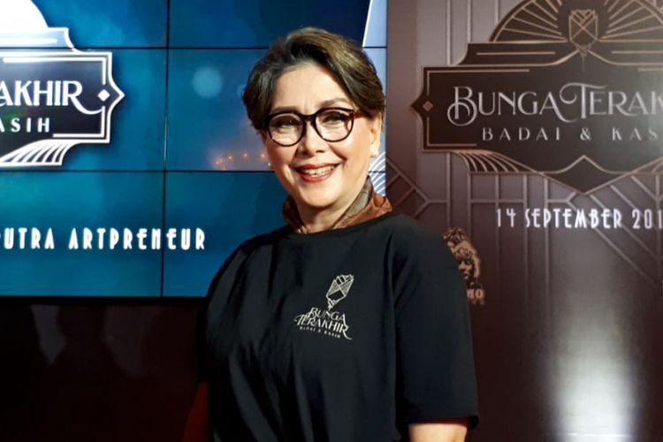 Widyawati ditemui ketika menghadiri jumpa pers drama musikal Bunga Terakhir Badai & Kasih di The Dharmawangsa Hotel, Kebayoran Baru, Jakarta Selatan, Jumat (14/8/2018)