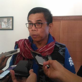 Sekretaris Jenderal Demokrat Hinca Panjaitan di Gedung KPU, Jakarta Pusat, Sabtu (18/5/2019).
