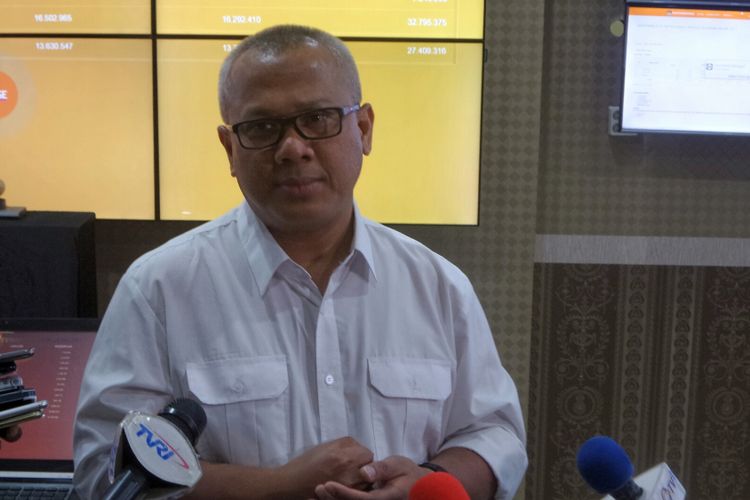 Ketua Komisi Pemilihan Umum (KPU) Arief Budiman saat ditemui di kantor KPU, Jakarta Pusat, Selasa (11/7/2017).  