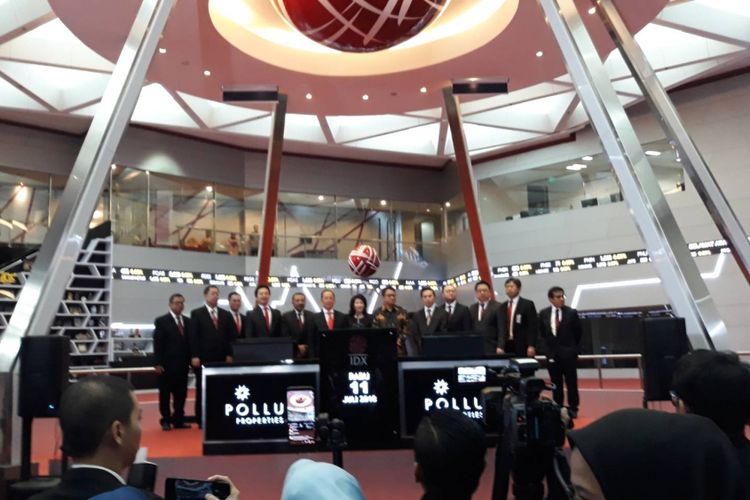 Pencatatan Perdana Saham PT Pollux Properti Indonesia Tbk (PT PPI) di Main Hall Bursa Efek Indonesia (10/7/2018)