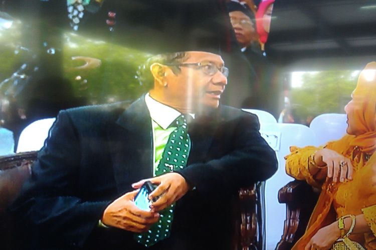 Mahfud MD Saat Menghadiri Pernikahan Putri Mensesneg di JEC, Banguntapan, Bantul 