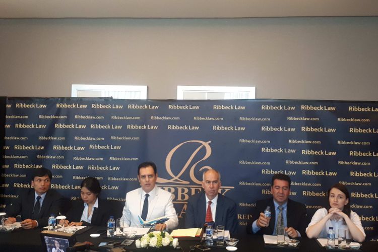 Kuasa hukum Ribbeck Law Chartered, Manuel von Ribbeck di Hotel Ritz-Carlton, Jakarta Selatan, Rabu (12/12/2018).