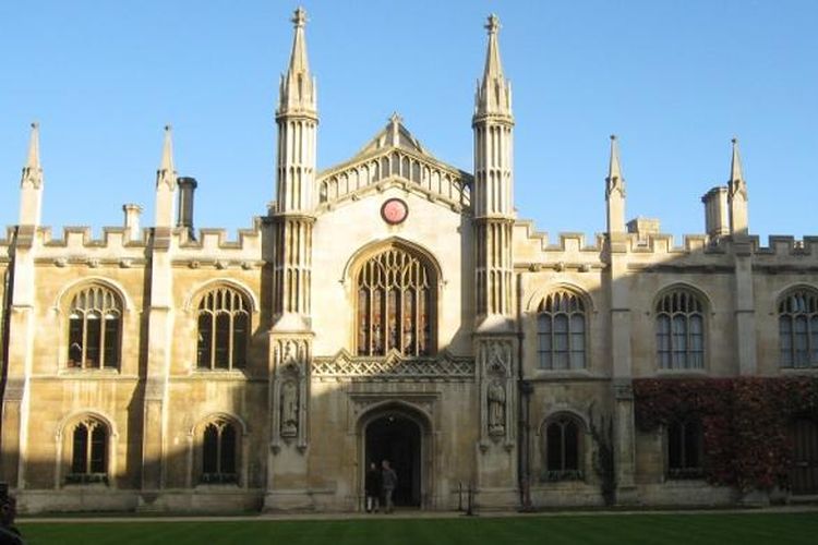 Salah satu sudut Kompleks University of Cambridge Inggris.