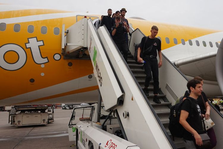 Maskapai Scoot tiba di Bandara Tegel Berlin, Jerman, Rabu (20/6/2018), setelah terbang dari Singapura selama 12 jam.
