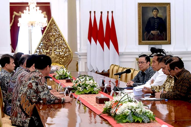 Jajaran delegasi Hyundai bertemu dengan Jokowi bahas soal pabrik sampai produksi mobil di Indonesia. 