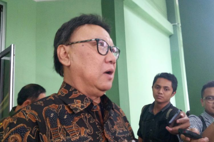 Menteri Dalam Negeri (Mendagri) Tjahjo Kumolo yang ditemui usai menghadiri avara Apel Danrem - Dandim Seluruh Indonesia di Pusenif, Kota Bandung, Jawabarat.