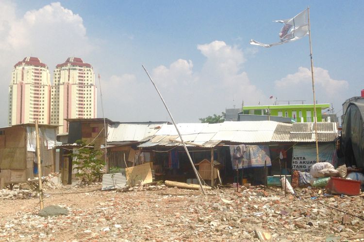 Kondisi kawasan eks-penggusuran Kampung Akuarium, Pasar Ikan, Jakarta Utara, Jumat (12/5/2017).