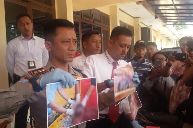 Kapolres Garut AKBP Budi Satria Wiguna saat memaparkan kasus pembunuhan ibu hamil, Senin (29/1/2018).