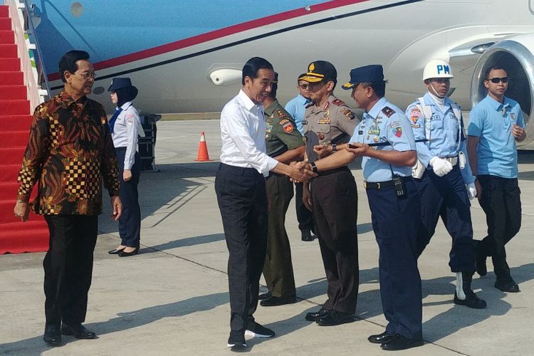 Presiden Joko Widodo tiba di Bandara Adisucipto, Yogyakarta, Rabu (25/7/2018)