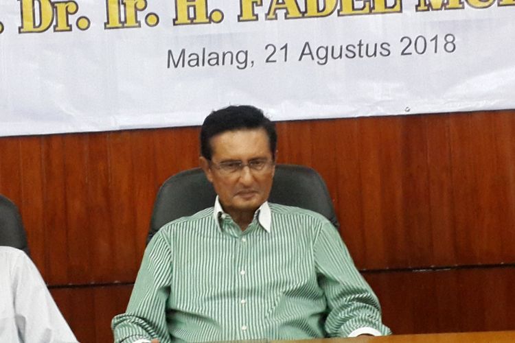 Politisi Partai Golkar, Fadel Muhammad saat konferensi pers jelang pengukuhan gelar guru besar di Universitas Brawijaya, Kota Malang, Selasa (21/8/2018)