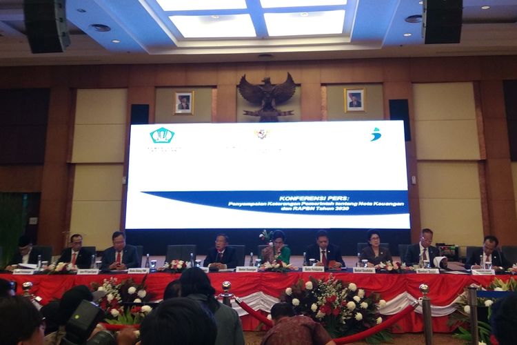 Kementrian di bawah Kementrian Koordinator Bidang Perekonomian menjelaskan tentang Nota Keuangan dan RAPBN 2020 dalam konferensi pers di Jakarta, Jumat (16/8/2019).