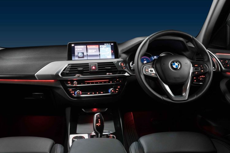 Interior BMW X3 varian Terbaru