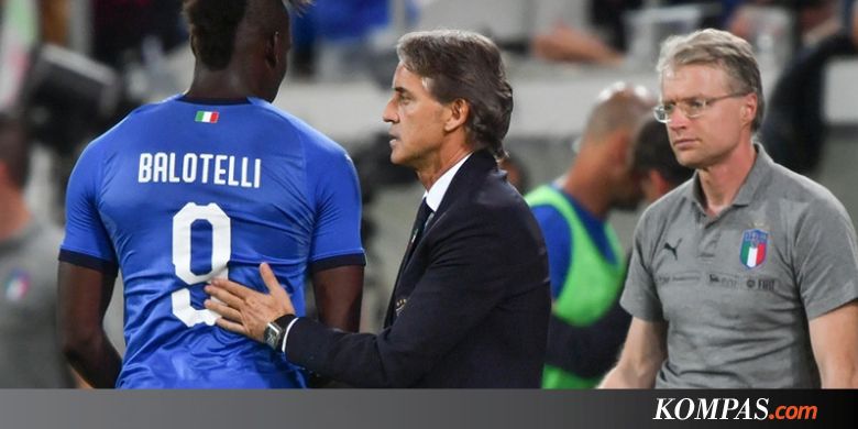 Mancini Tantang Balotelli Buktikan Diri Pantas Bela Italia