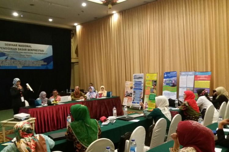 Seminar Nasional Pendidikan Dasar 2017 yang digelar di Jakarta pada 7 hingga 10 November 2017 diikuti 240 guru dari 29 daerah.