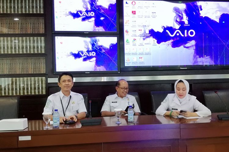 Badan Meteorologi, Klimatologi, dan Geofisika (BMKG) memberikan keterangan resmi terkait tumbuhnya siklon tropis Flamboyan di Gedung BMKG, Jakarta, Minggu (29/4/2018).