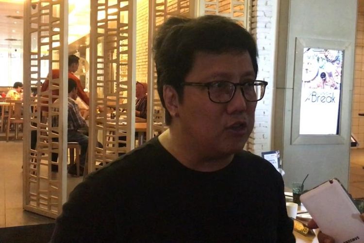 Komponis Erwin Gutawa saàt ditemui dalam sebuah diskusi di Cilandak Town Square, Jakarta Selatan, Senin (1/4/2019).