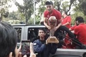 Bintang Persija Bawa Keliling Piala Presiden di Jakarnaval 2018