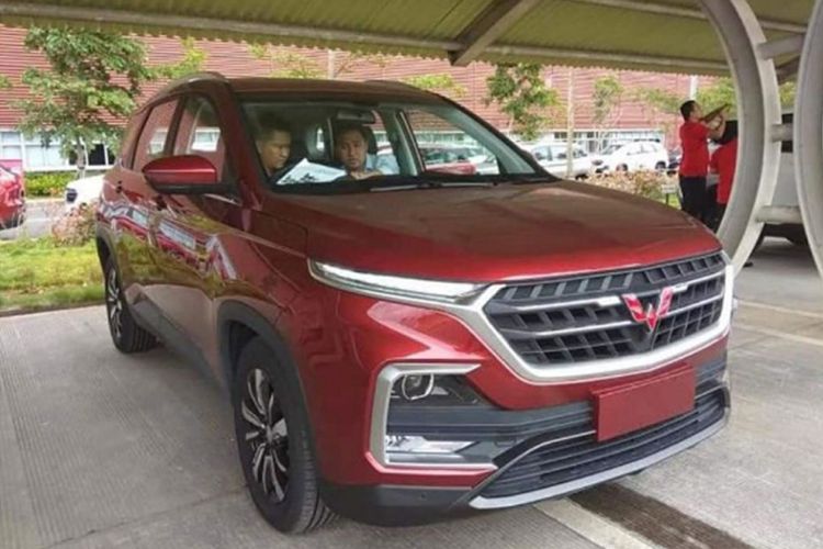 SUV terbaru dari Wuling memperlihatkan diri secara utuh di media sosial