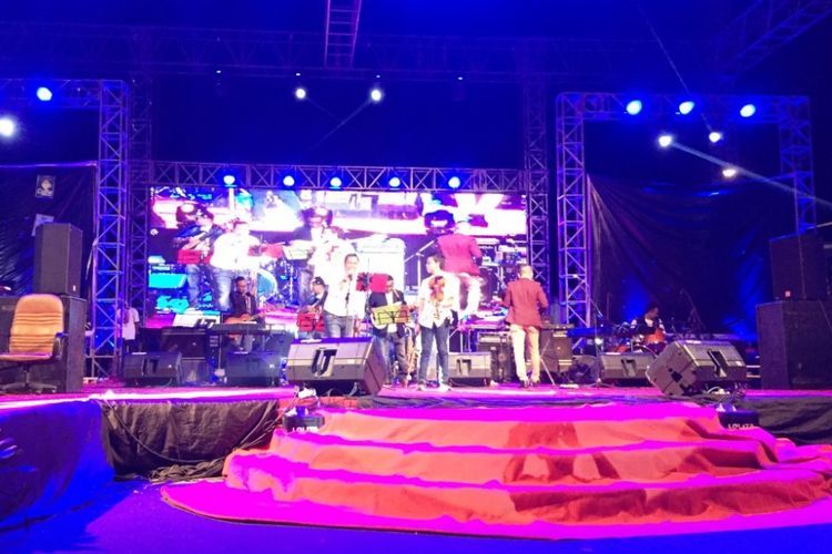 Event Musik Jazz bertemakan Jazz Republik Kopi Yang Digelar di Tengah Kota Kabupaten Bondowoso, Jawa Timur, Sabtu (5/5/2018), Malam.