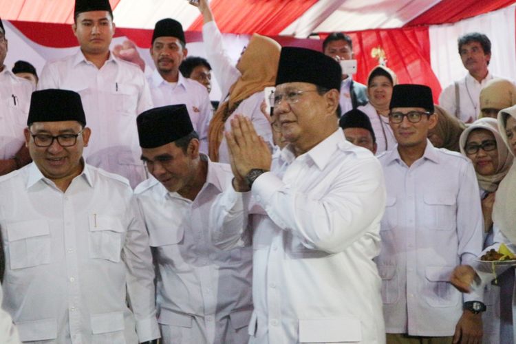 Ketua Umum Partai Gerindra Prabowo Subianto ketika ditemui saat perayaan HUT Partai Gerindra ke-10 di kantor DPP Partai Gerindra, Ragunan, Jakarta, Sabtu (10/2/2018).
