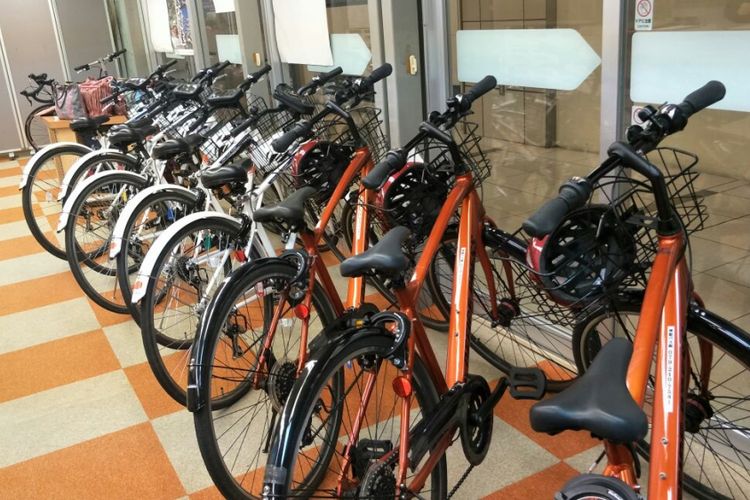 Sepeda yang disewakan secara gratis di Stasiun Sepeda Harima, Kota Himeji, Prefektur Hyogo, Jepang. Foto diambil Senin (5/3/2018). 