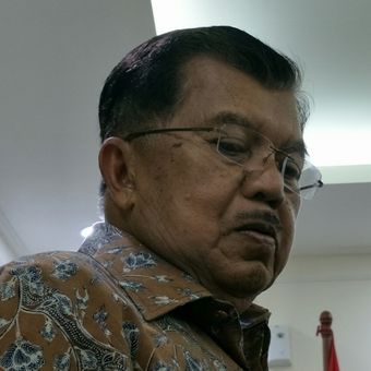 Wakil Presiden RI Jusuf Kalla di kantornya, Jakarta, Selasa (9/1/2018). 