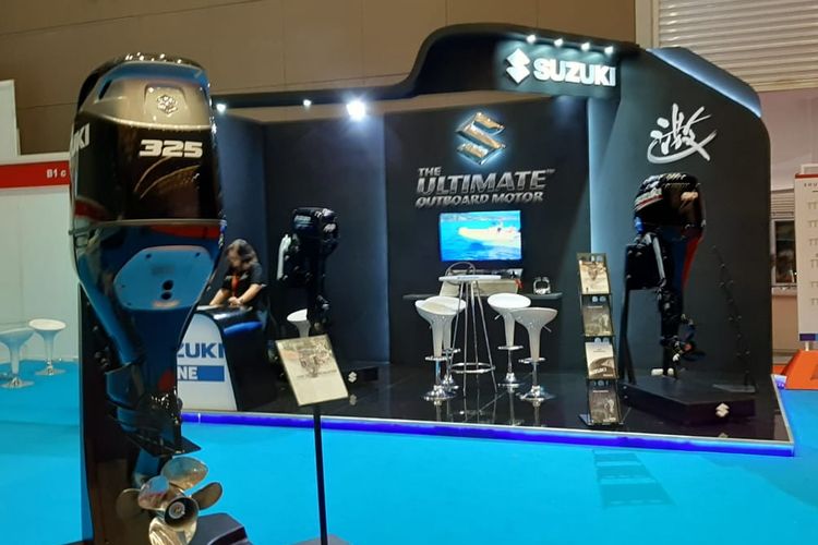 PT Suzuki Indomobil Sales (SIS) pamerkan outboard motor dengan brand Suzuki Marine di Telkomsel IIMS 2019.