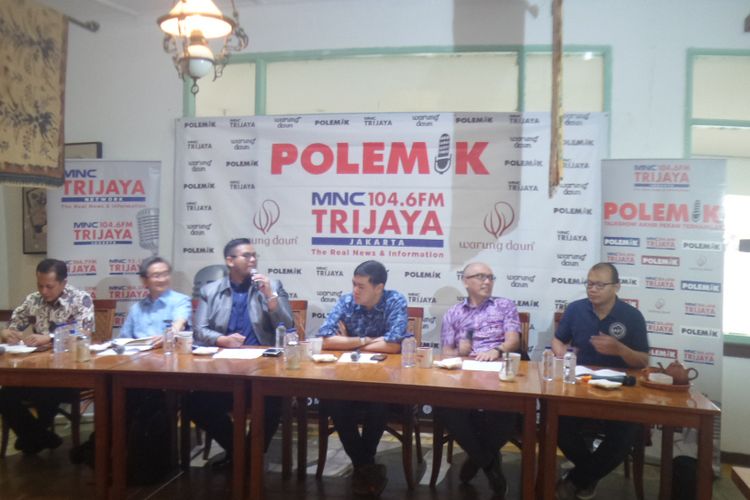 Diskusi Polemik di Warung Daun Cikini, Jakarta, Sabtu (16/12/2017).
