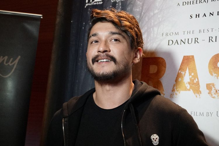 Artis peran Miller Khan saat ditemui di gala premiere film Rasuk di XXI Plaza Senayan, Jakarta Pusat, Rabu (27/6/2018).