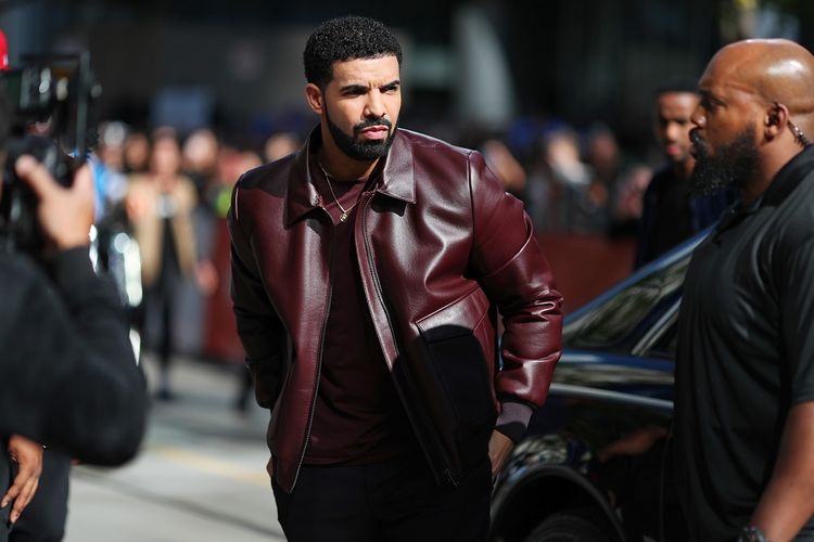 Penyanyi Drake menghadiri pemutaran perdana film The Carter Effect di Festival Film Internasional Toronto 2017 di Princess of Wales Theatre, Toronto, Kanada, pada 9 September 2017.