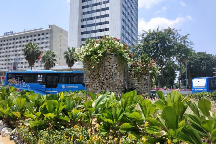 Instalasi Gabion terlihat di Bunderan Hotel Indonesia, Jakarta Pusat, Rabu (21/8/2019).