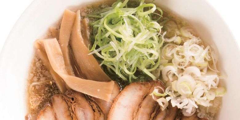 Ramen Misato, gurih berkat lemak gaging berkualitas tinggi.

