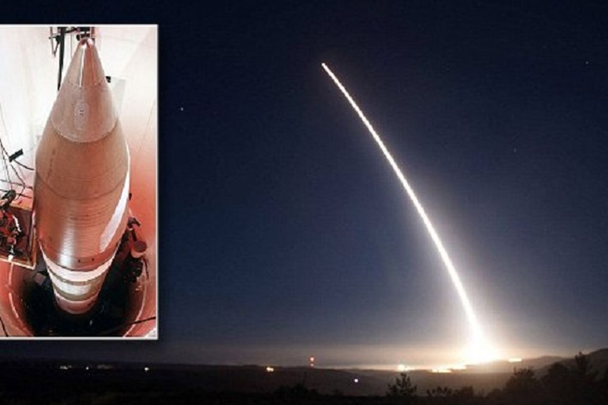 Rudal balistik Minuteman3 tak bersenjata AS ditembakkan dari California. Setelah melesat sejauh 2.400 mil,  rudal tersebut jatuh dekat dekat pulau karang Kwajalein, Kepulauan Marshall, di Samudera Pasifik.

