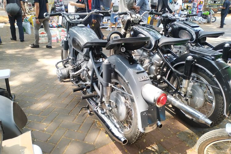 BMW R69S di Otobursa Tumplek Blek 2019