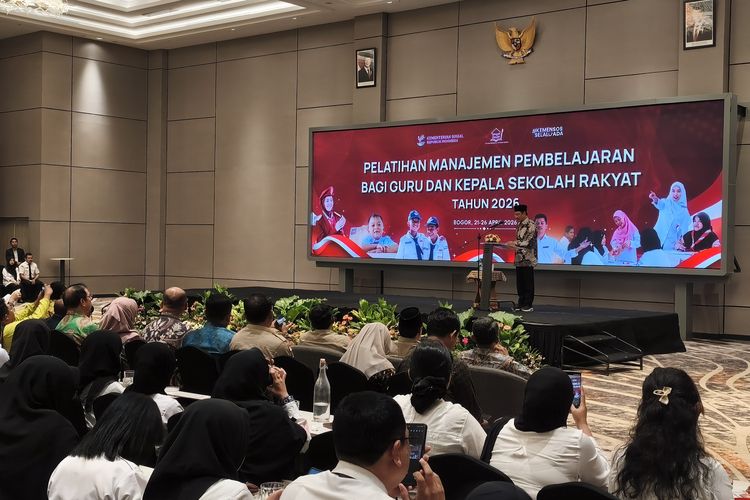Kumpulkan Kepsek dan Guru Sekolah Rakyat di Bogor, Mensos: Ajarkan Siswa Pemahaman, Bukan Hapalan