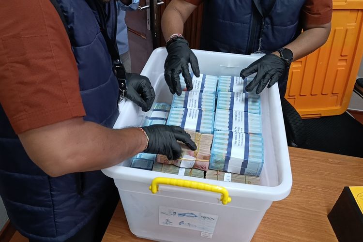 Proyek Belum Selesai tapi Dibayar 100 Persen, Begini Modus Korupsi Mebel SMK di NTB 
